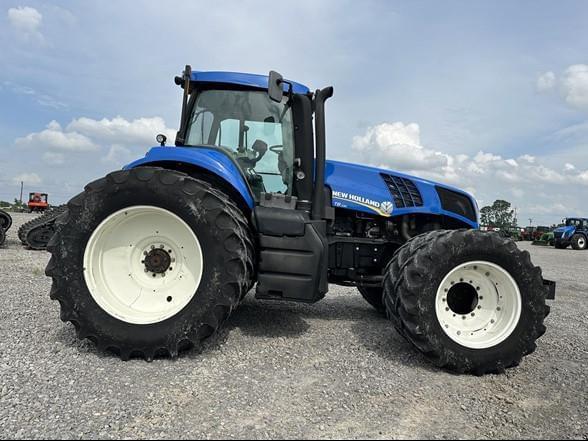 Image of New Holland T8.330 equipment image 3