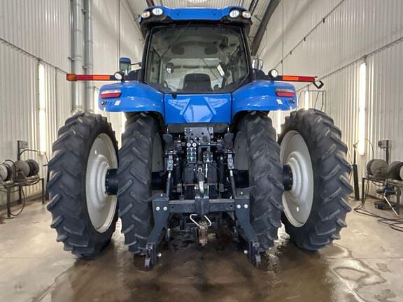 Image of New Holland T8.330 equipment image 3