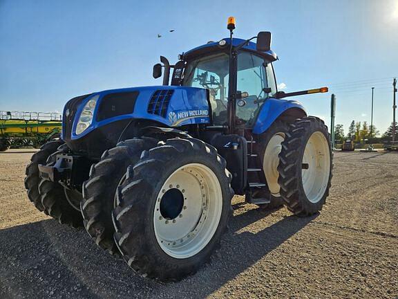 Image of New Holland T8.330 equipment image 3