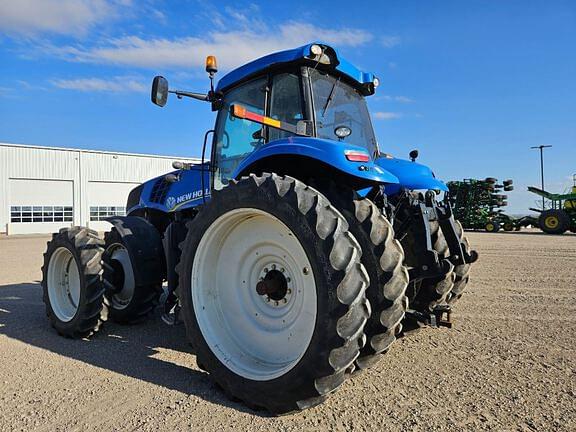 Image of New Holland T8.330 equipment image 2