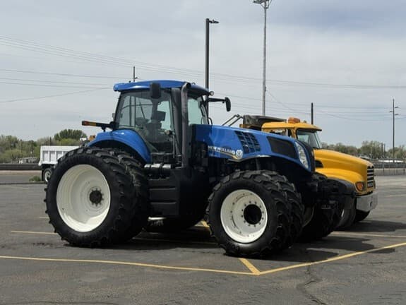 Image of New Holland T8.360 equipment image 3