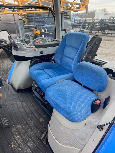 Image of New Holland T8.360 equipment image 4