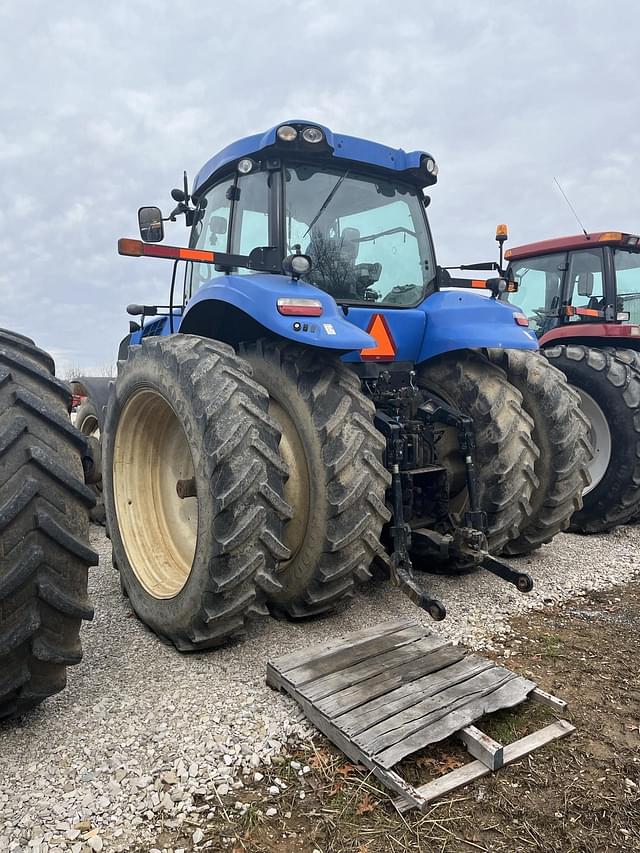 Image of New Holland T8.360 equipment image 2