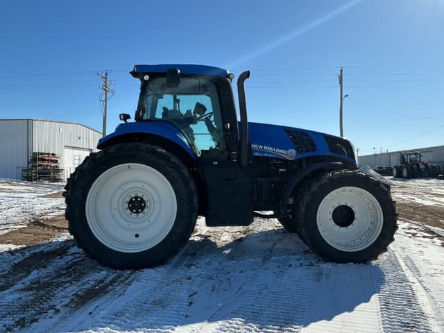 Image of New Holland T8.360 equipment image 3