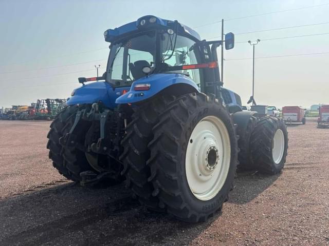 Image of New Holland T8.360 equipment image 3