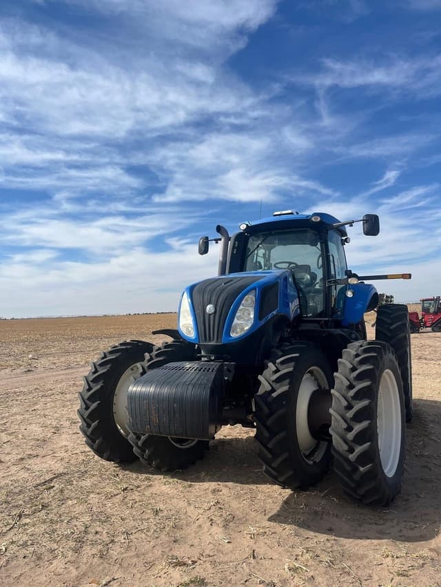 Image of New Holland T8.390 equipment image 1