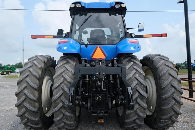 Image of New Holland T8.390 equipment image 3