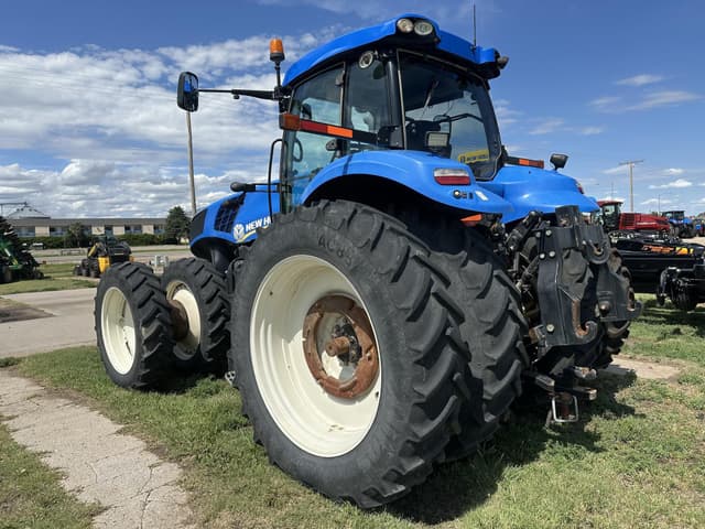 Image of New Holland T8.390 equipment image 1