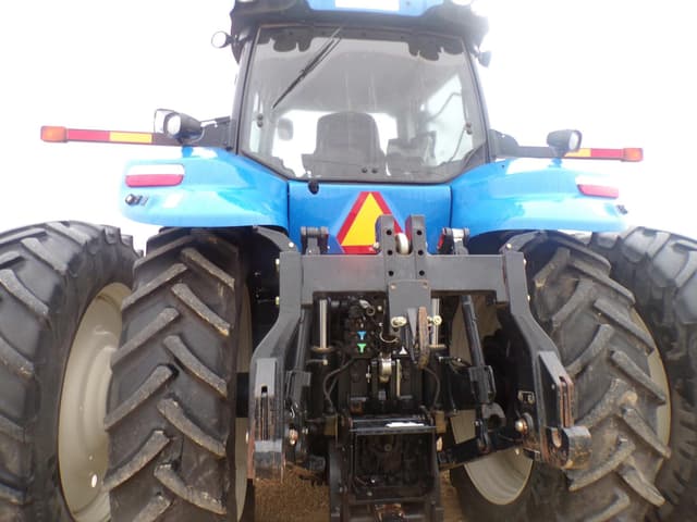 Image of New Holland T8.390 equipment image 1