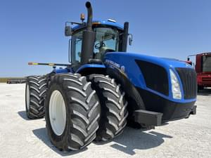 2012 New Holland T9.505 Image