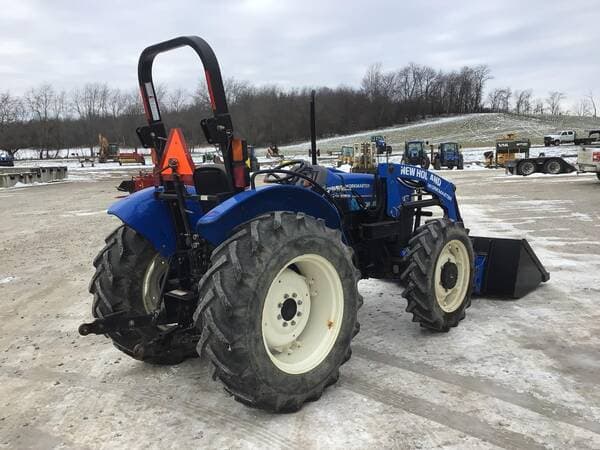 Image of New Holland Workmaster 55 equipment image 4