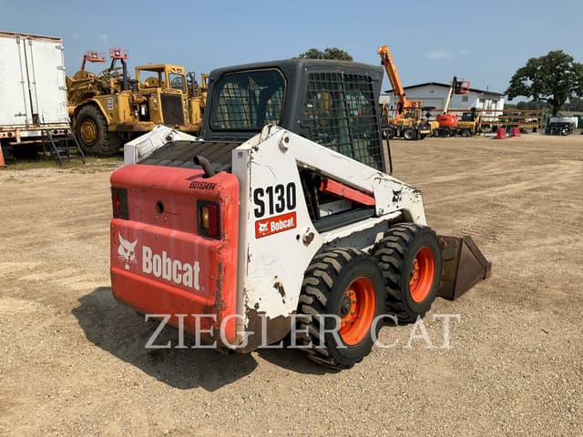 Image of Bobcat S130 equipment image 2