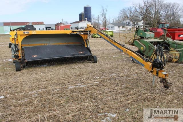 Image of Oxbo 918 equipment image 1