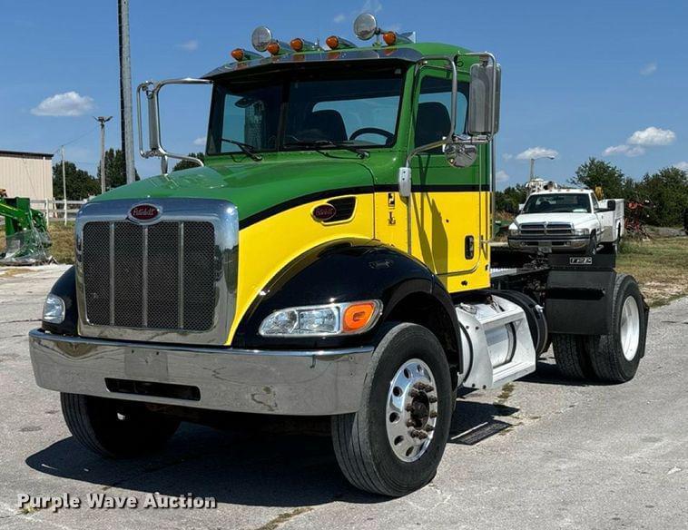 Image of Peterbilt 337 Primary image
