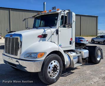 Main image Peterbilt 337