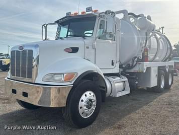 Main image Peterbilt 348