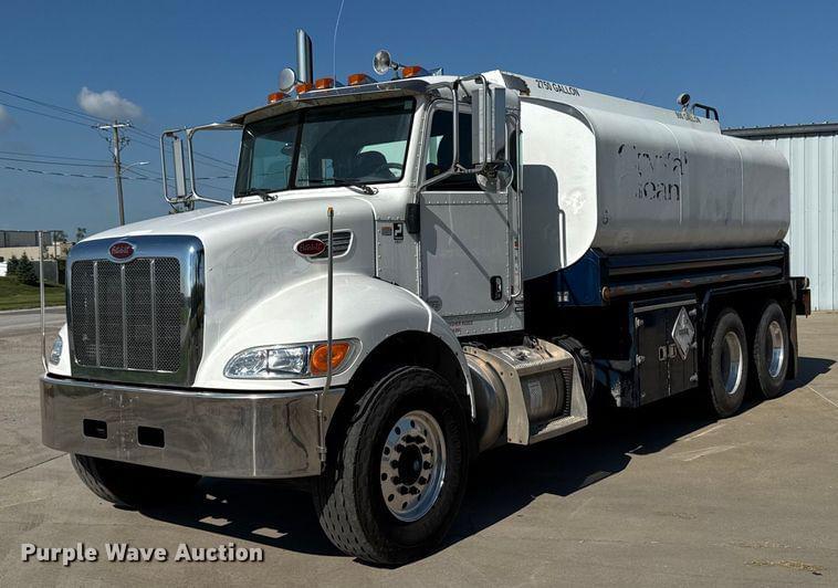 Image of Peterbilt 348 Primary image