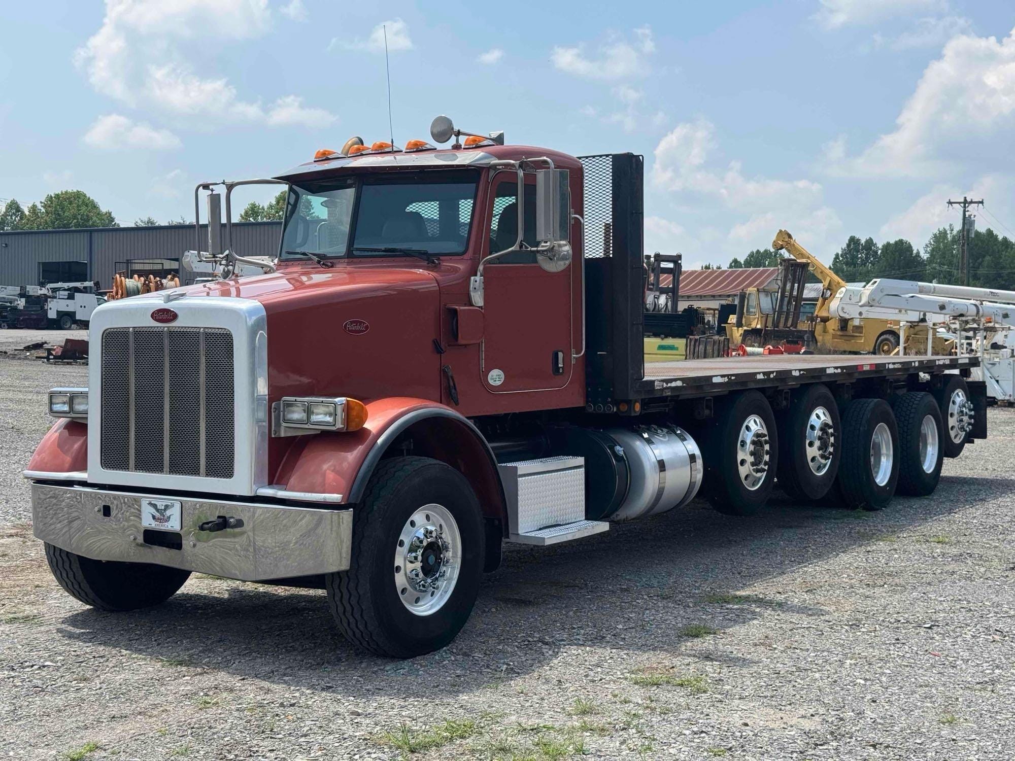 2012 Peterbilt 365 Equipment Image0