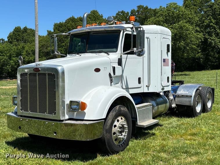 Image of Peterbilt 365 Primary image