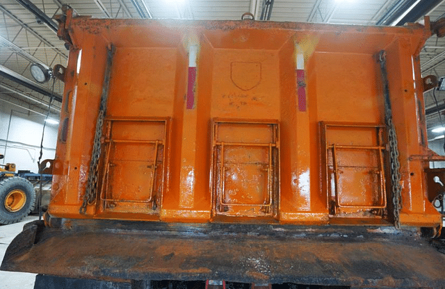 Image of Peterbilt 367 equipment image 4
