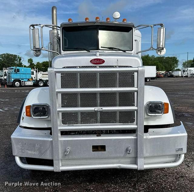 Image of Peterbilt 367 equipment image 1