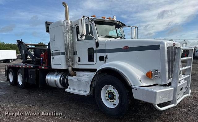 Image of Peterbilt 367 equipment image 2