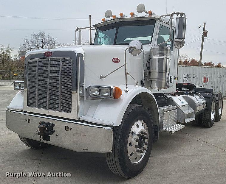 Image of Peterbilt 367 Primary image