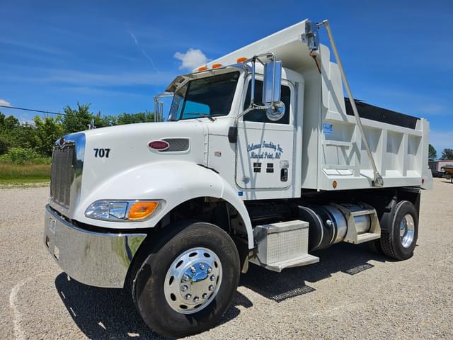 Image of Peterbilt 382 equipment image 2