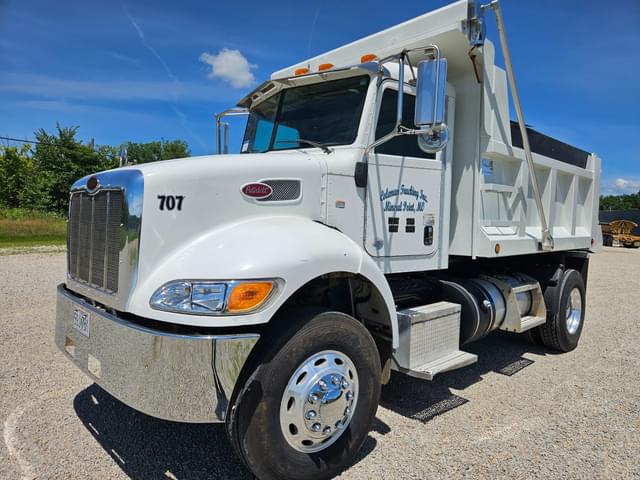 Image of Peterbilt 382 equipment image 1