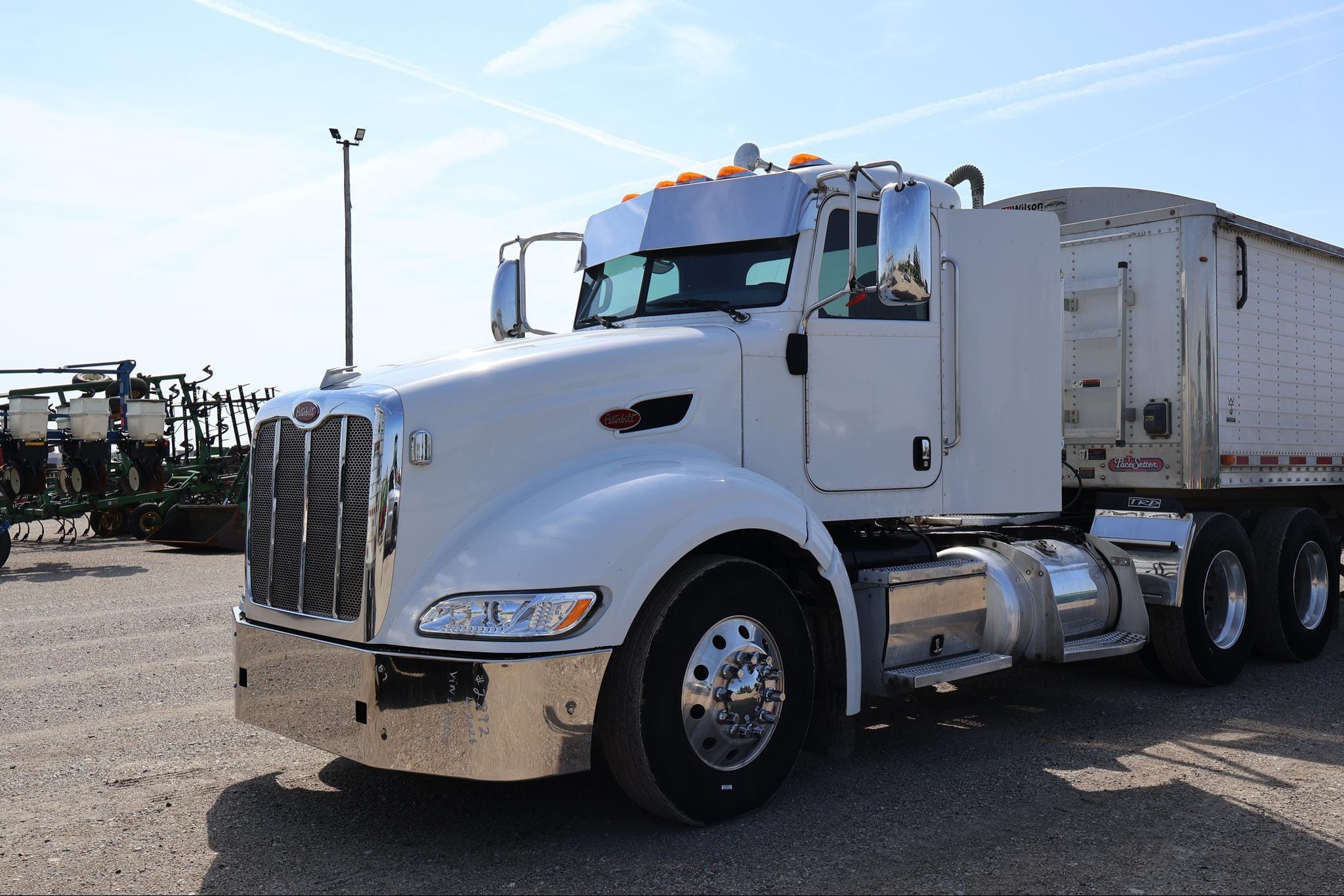 2012 Peterbilt 386 Equipment Image0