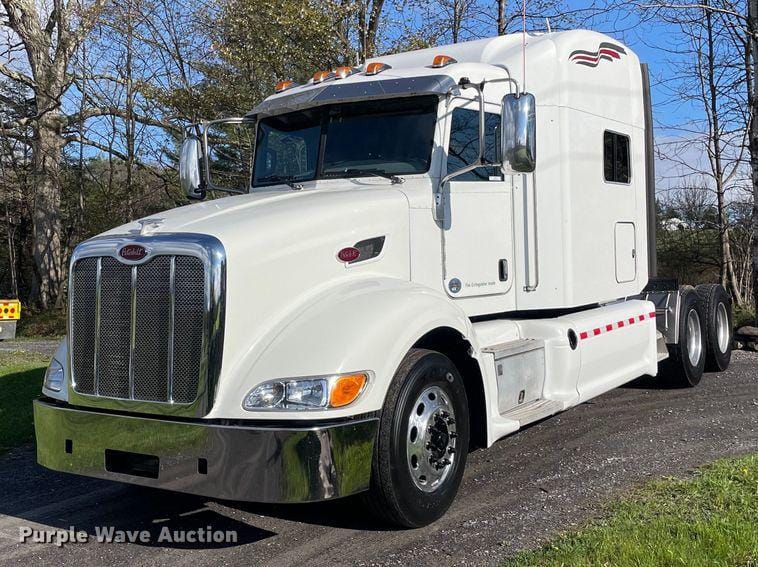 Main image Peterbilt 386