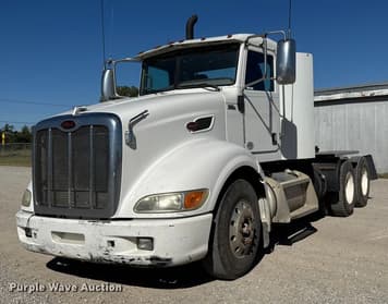 Main image Peterbilt 386