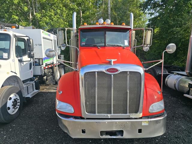 Image of Peterbilt 386 equipment image 2