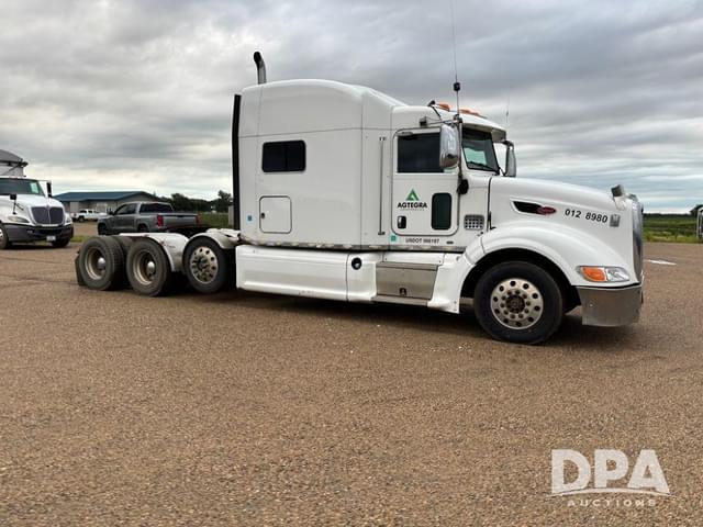 Image of Peterbilt 386 equipment image 1