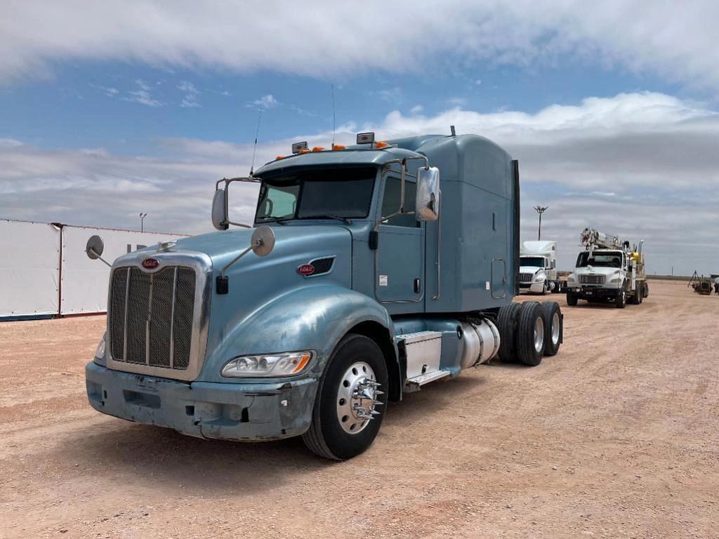Image of Peterbilt 386 Primary image
