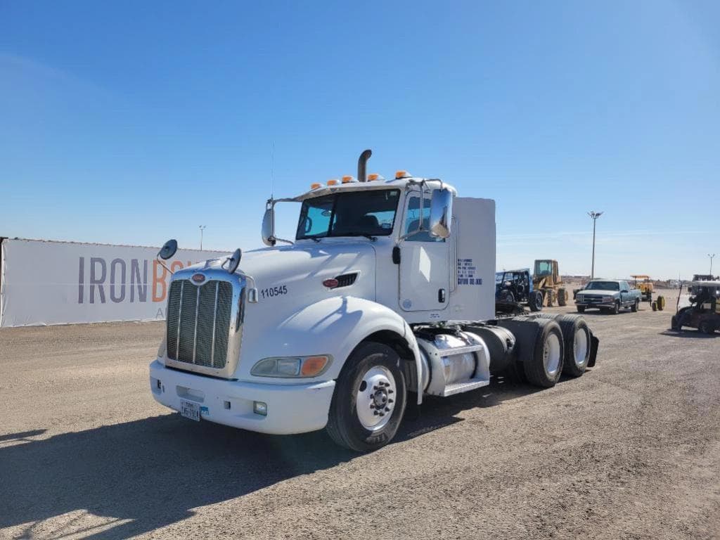 Image of Peterbilt 386 Primary image