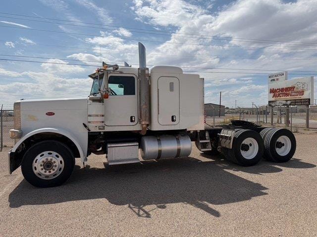 2012 Peterbilt 388 Equipment Image0