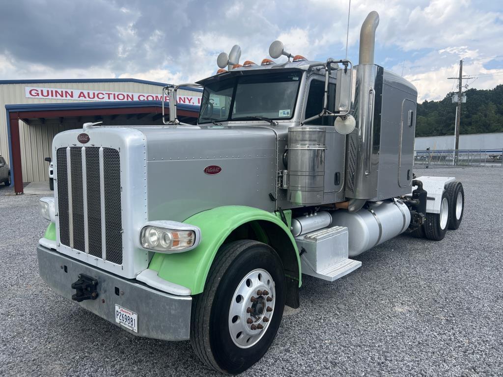 Image of Peterbilt 388 Primary image