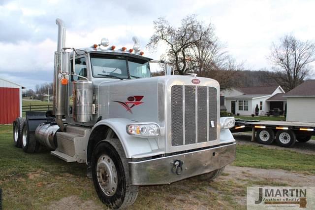 Image of Peterbilt 389 equipment image 1