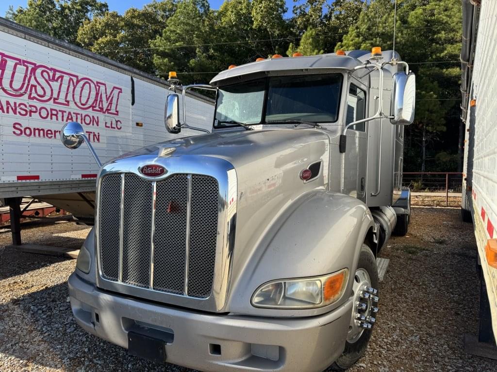 Image of Peterbilt 589 Primary image