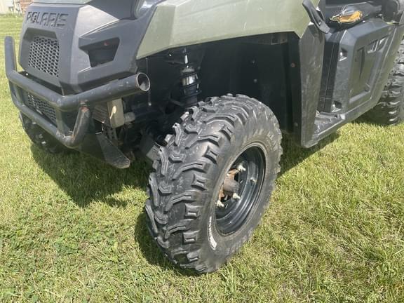 Image of Polaris Ranger 400 equipment image 2