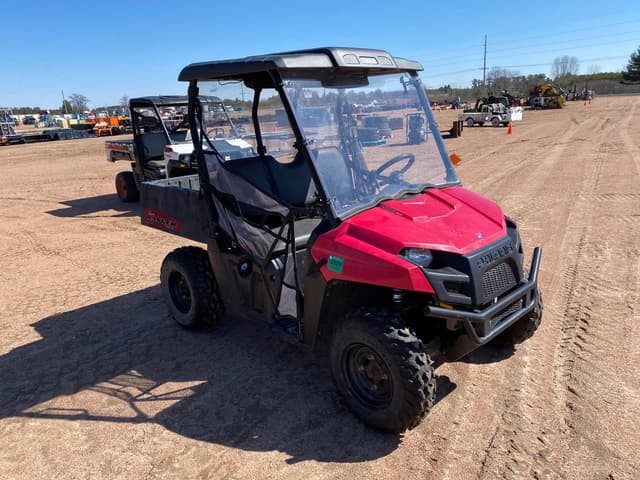 Image of Polaris Ranger 400 equipment image 2