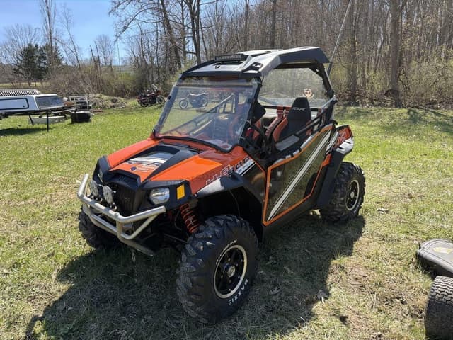 Image of Polaris RAZOR equipment image 3