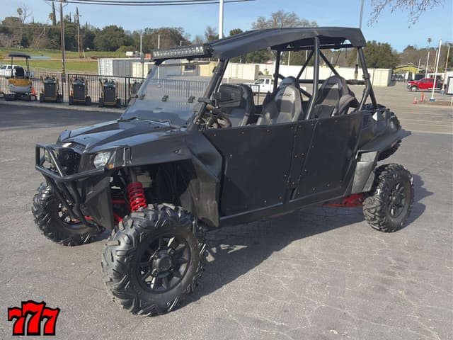 Image of Polaris RZR 900 equipment image 1