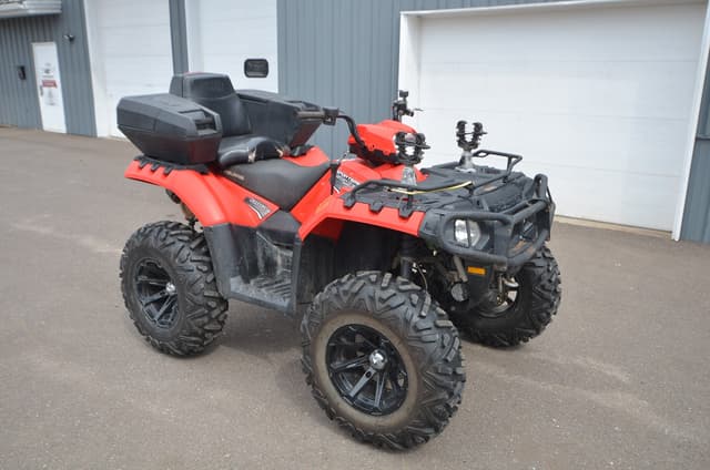 Image of Polaris Sportsman 550 EFI equipment image 2