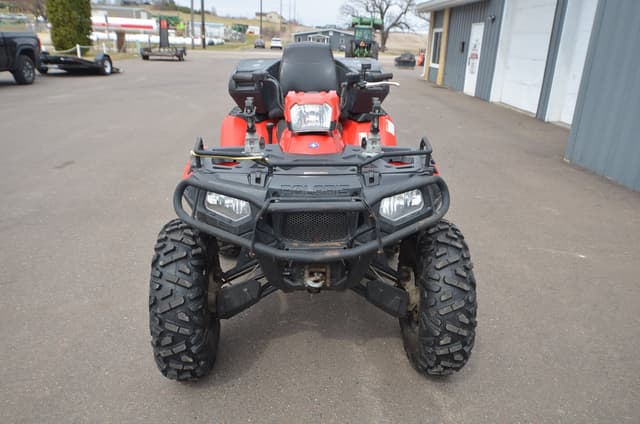 Image of Polaris Sportsman 550 EFI equipment image 1
