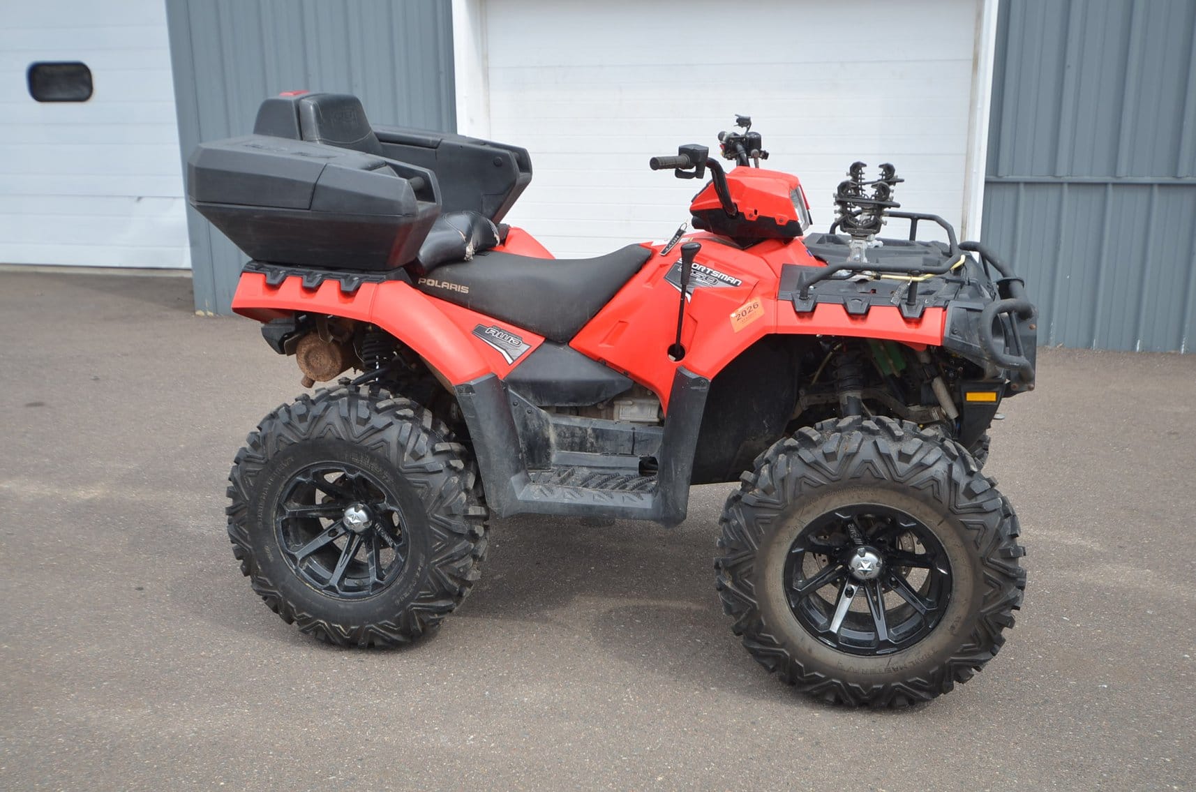 2012 Polaris Sportsman 550 EFI Equipment Image0