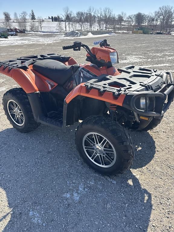 Image of Polaris Sportsman 550 equipment image 2