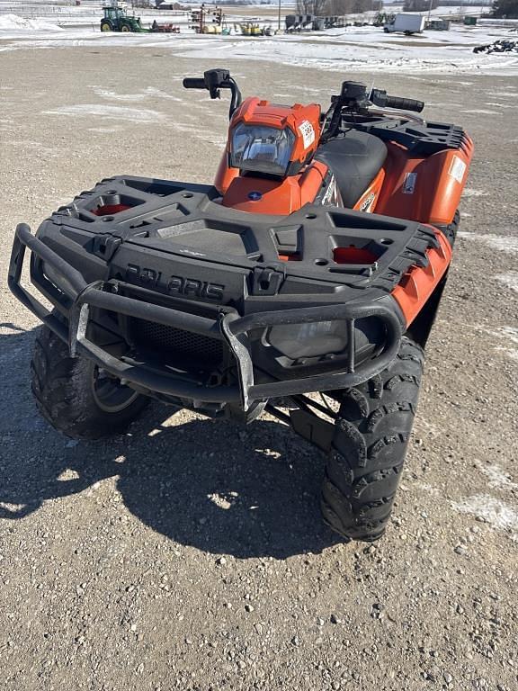 Image of Polaris Sportsman 550 equipment image 1