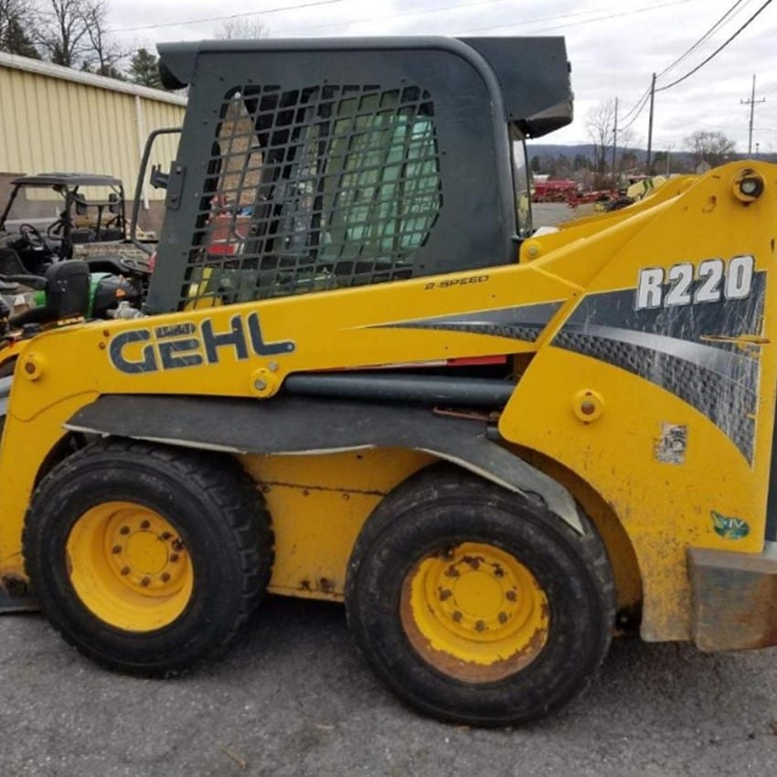 2012 Gehl R220 Equipment Image0